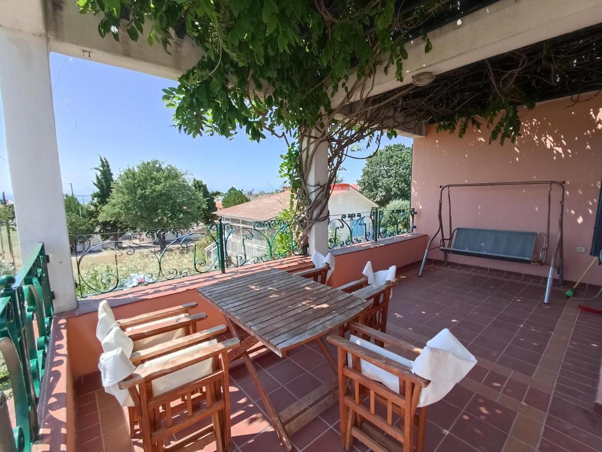 Olgas Villa Arogi Exterior foto